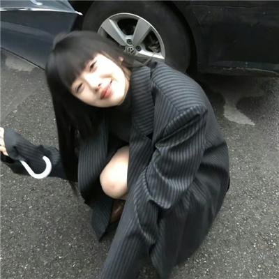 冰属性男子与酷酷女同事